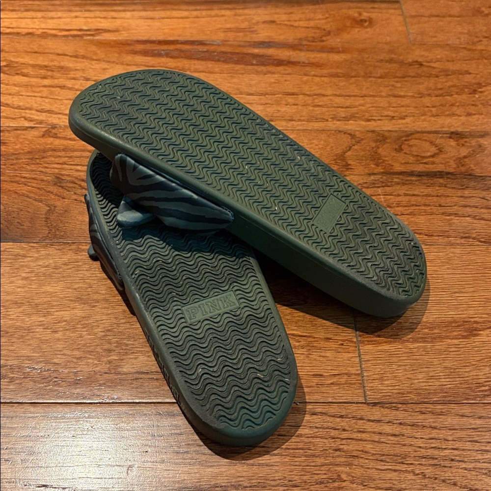 PINK Victoria's Secret Olive Green Slide Sandals - Picture 3 of 5